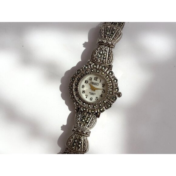 Art Deco Mayfair Silver T Stretch Ladies Vintage Wristwatch - 25mm - WORKS! - Picture 3 of 11